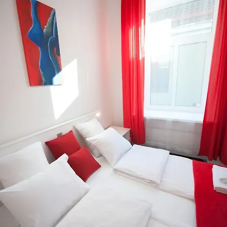 Apartment Romantic New 2 Bedroom Location