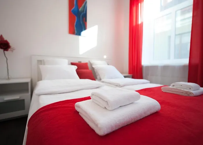 Romantic New 2 Bedroom Location 公寓