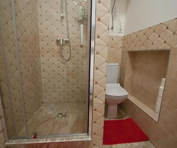 Romantic New 2 Bedroom Location Appartement *