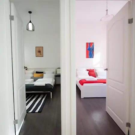 Апартаменти Romantic New 2 Bedroom Location Вільнюс