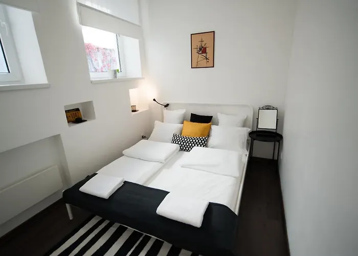 Romantic New 2 Bedroom Location Apartment Wilna